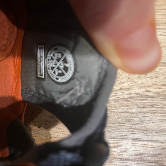 - Toddler size 7 keen water sandal - Picture 7 of 7